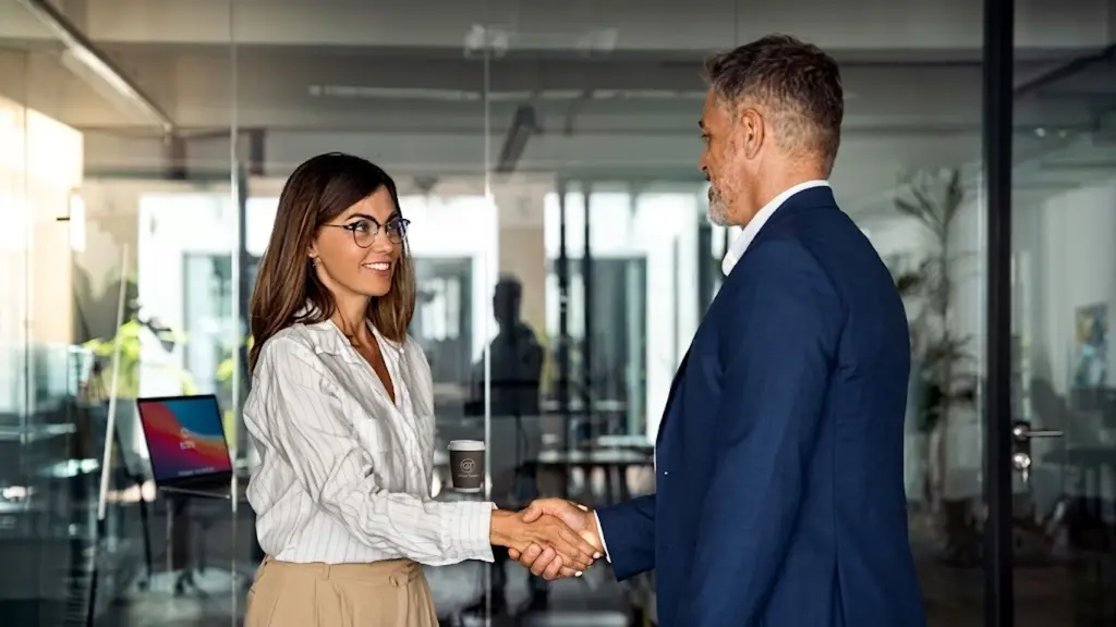 Un headhunter realizando una contratación